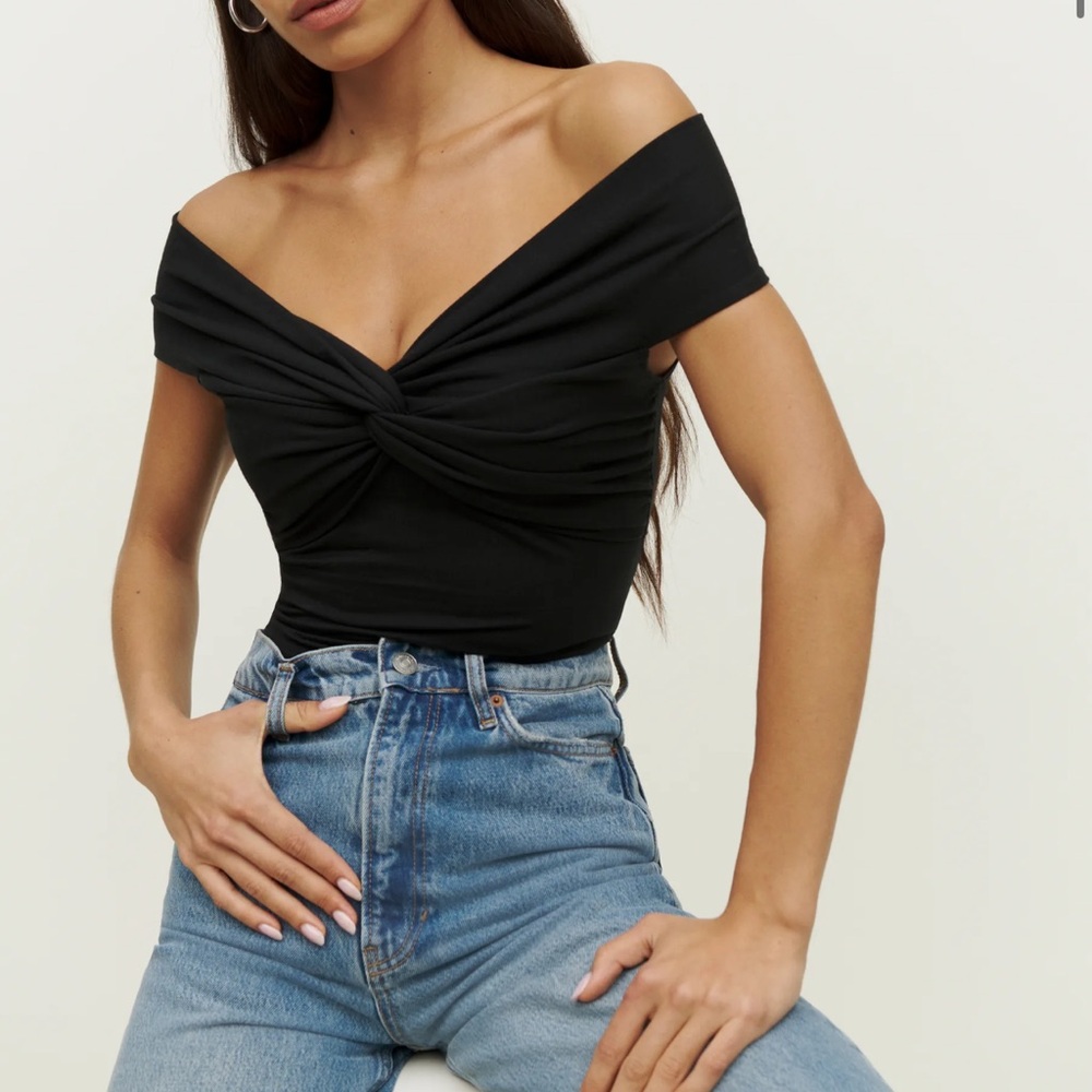 Reformation Ezlynn Top